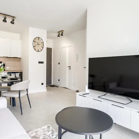 Sun & Snow, Apartamenty Nadbrzezna * 미엘노